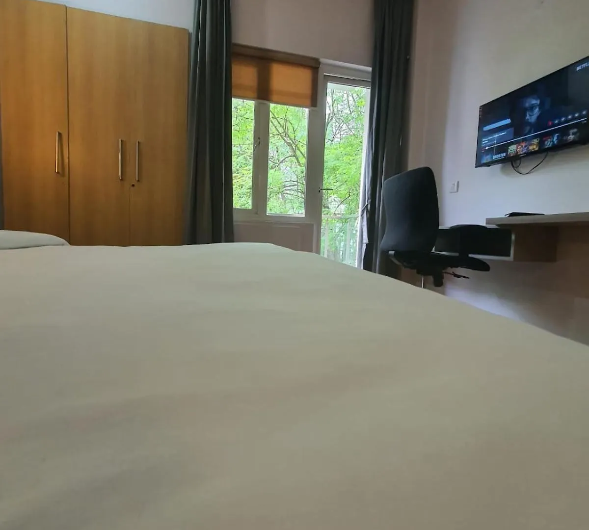 Mallenzo Suites Dlf Phase 1 Gurgáon India