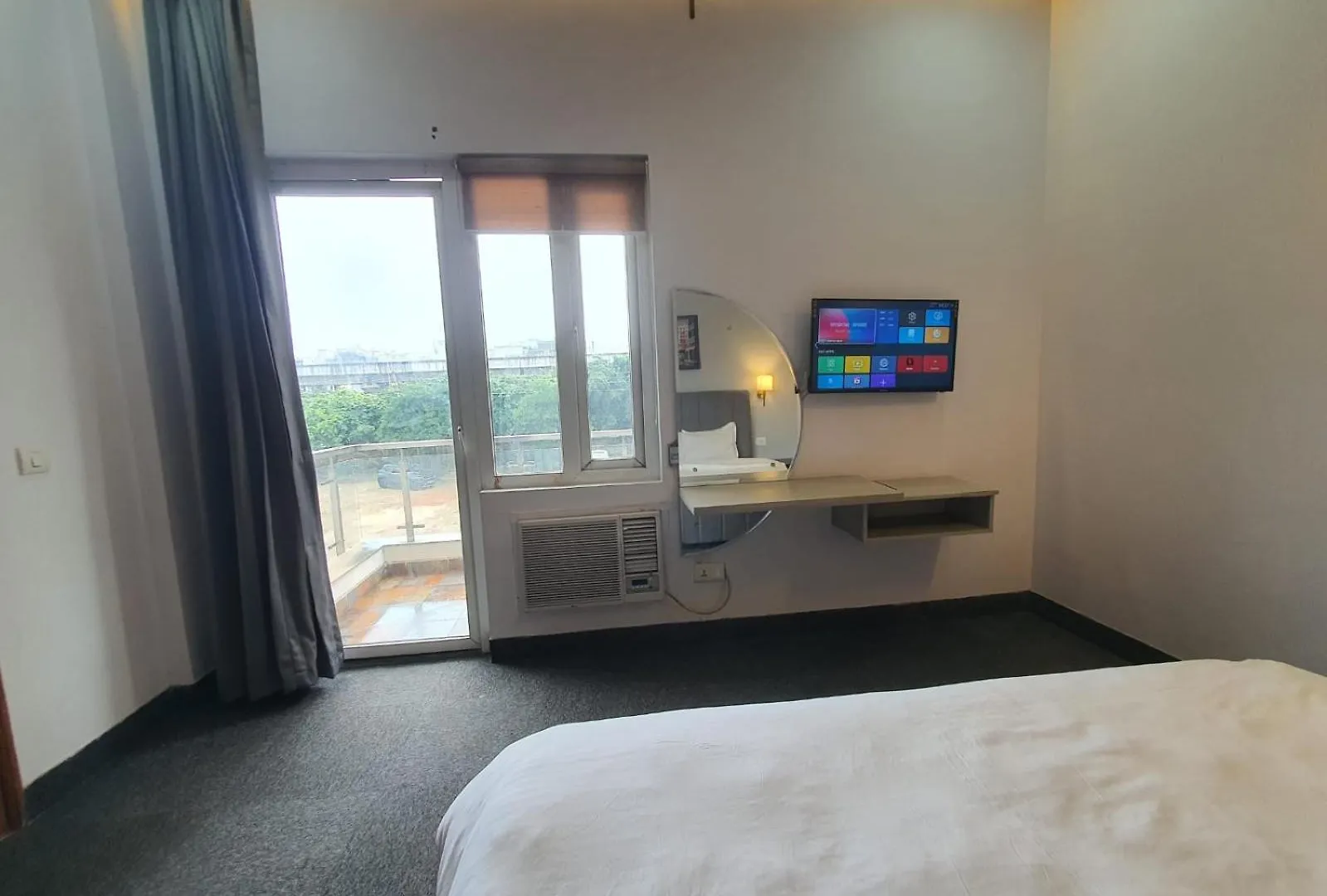 Mallenzo Suites Dlf Phase 1 Gurgáon