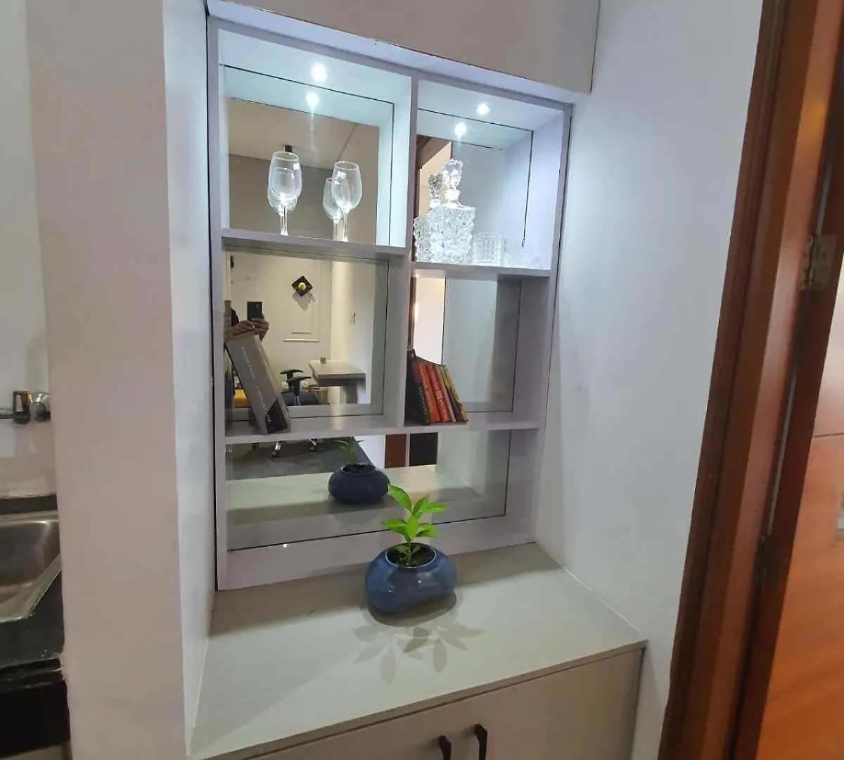 Otel Mallenzo Suites Dlf Phase 1 Gurgaon