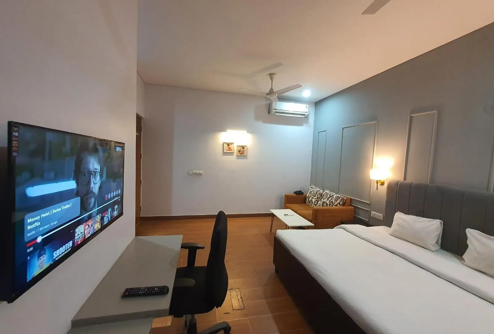 Otel Mallenzo Suites Dlf Phase 1 Gurgaon